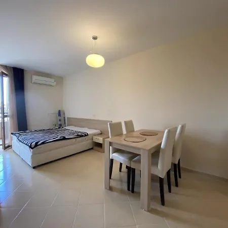 Apartman Cozy Studio In Sunny Beach Napospart